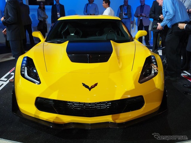 新型シボレー コルベット Z06 の Z07パッケージ(デトロイトモーターショー14)