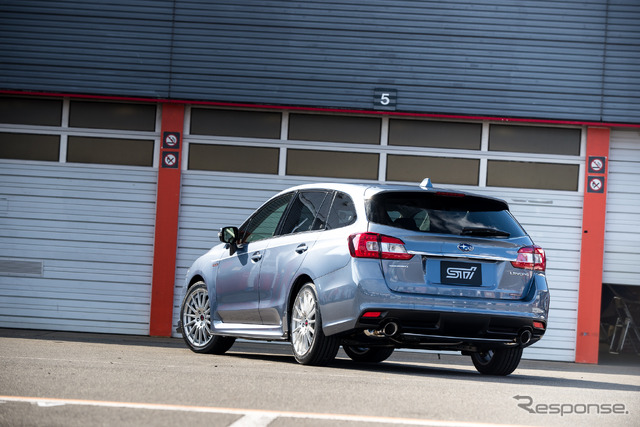 スバル・レヴォーグ「STI パフォーマンスパッケージ」プロトタイプ
