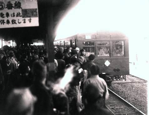 1946年頃の東上線池袋駅。