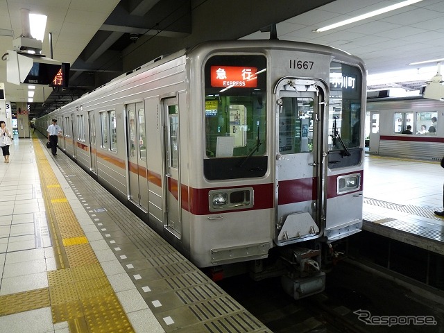 最近の東上線池袋駅。