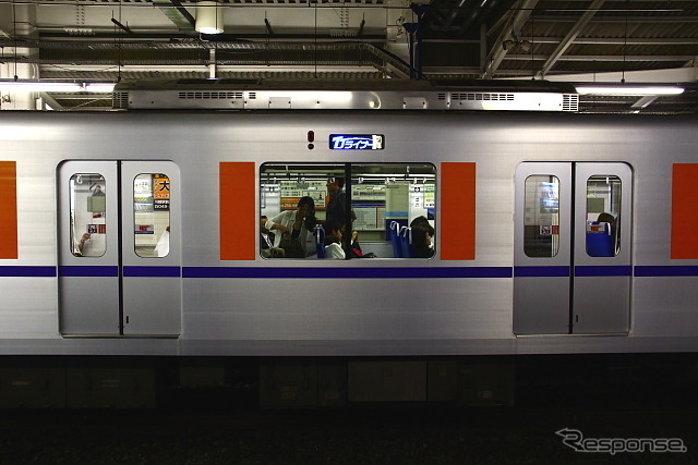 東武東上線「TJライナー」利用者500万人超え　1月22日に池袋駅でイベントが行なわれた