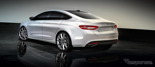 新型クライスラー 200 MOPAR 仕様
