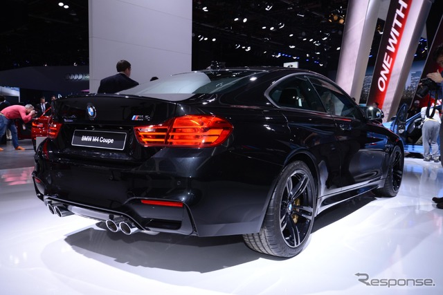 BMW M4クーペ(デトロイトモーターショー14)