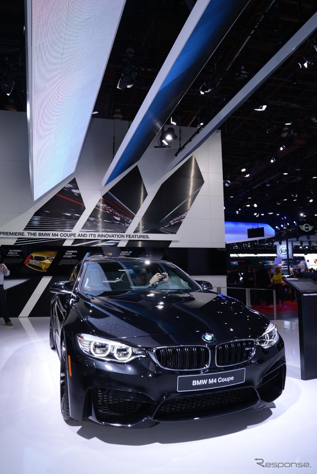 BMW M4クーペ(デトロイトモーターショー14)