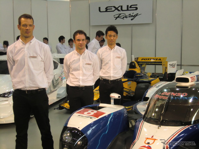 右から中嶋一貴、ラピエール、ブルツ(マシンは昨年のWEC車「TS030 HYBRID」。