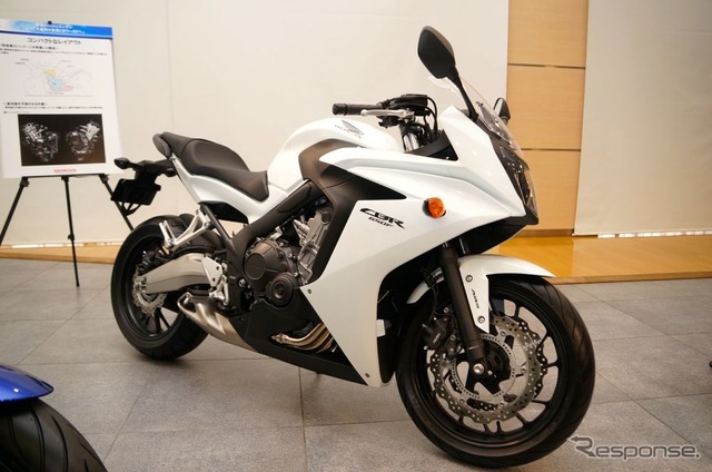 ホンダは、CBR650F、CB650Fに搭載予定の新エンジンを発表