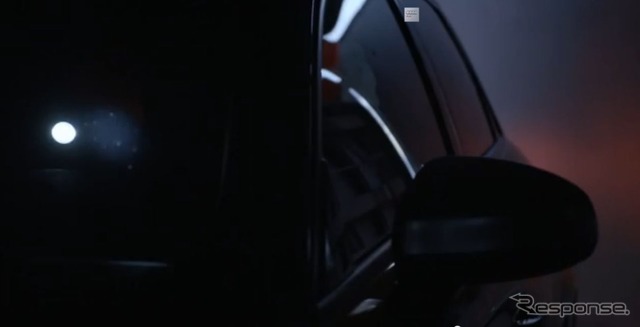 アウディの謎の新型車の予告イメージ