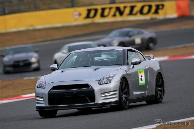 富士スピードウェイ・GT-R（R35）ワンメイクドライビングレッスン