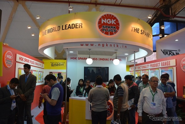 【デリーモーターショー14】インド市場への対応体制を訴求するNGK
