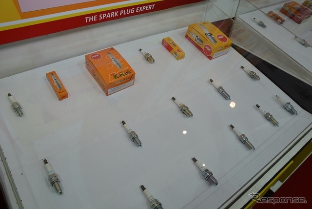 【デリーモーターショー14】インド市場への対応体制を訴求するNGK