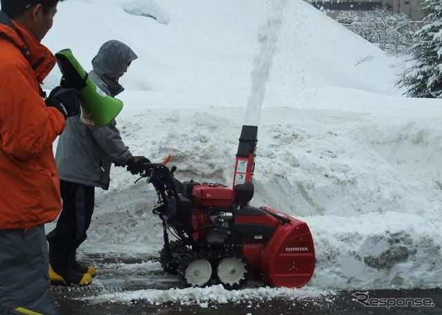 横から見た時の除雪イメージ
