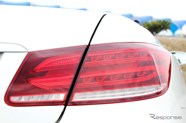 メルセデスベンツ・E250カブリオレ