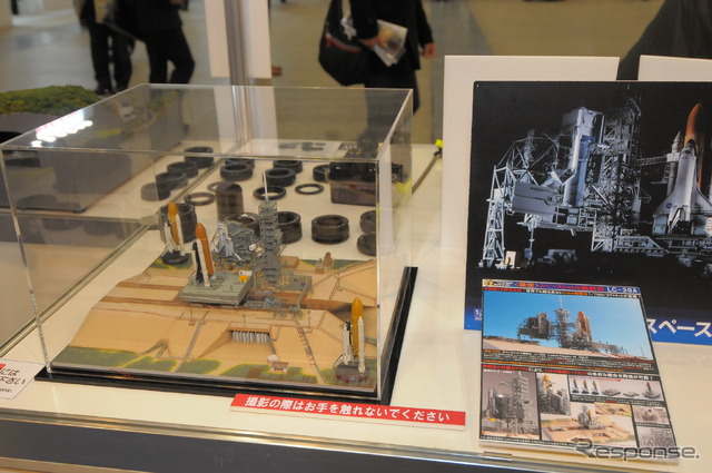 【CP+2014】トミーテック 天体望遠鏡で超望遠撮影「デジボーグ」シリーズ製品を展示