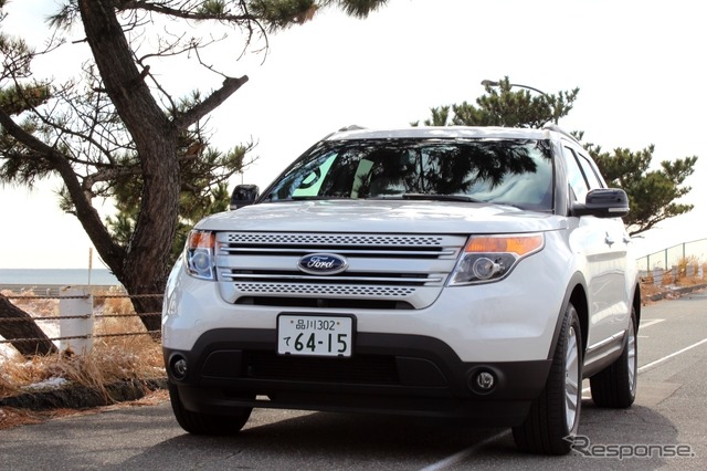 フォード・エクスプローラーXLT EcoBoost