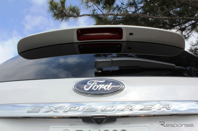 フォード・エクスプローラーXLT EcoBoost