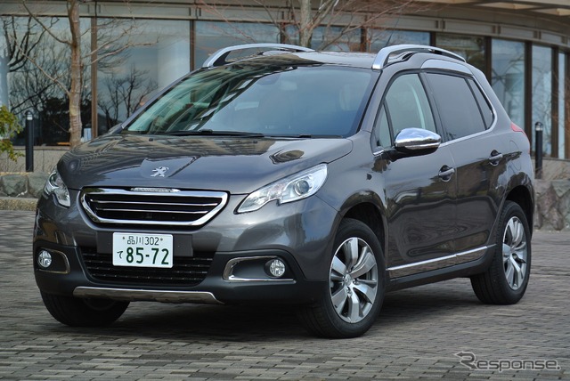 プジョー2008