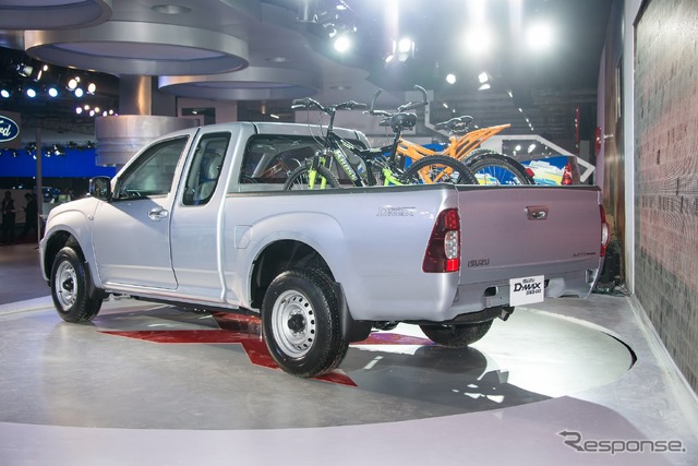 デリーモーターショー14 いすゞ D-MAX