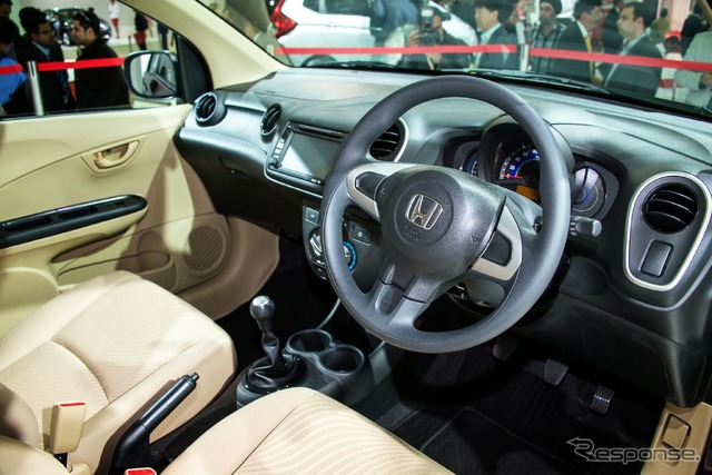 ホンダ・新型モビリオ(デリーモーターショー14)