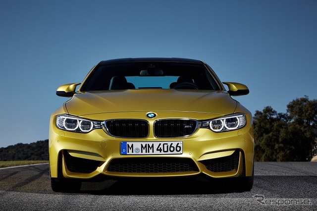 BMW・M4クーペ
