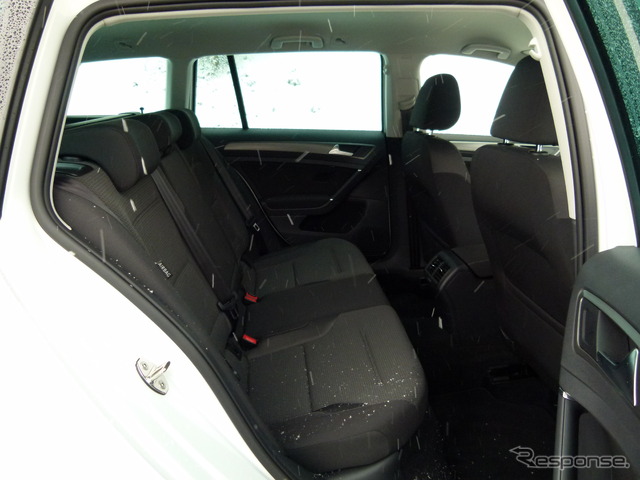 VWゴルフヴァリアントTSIコンフォートライン