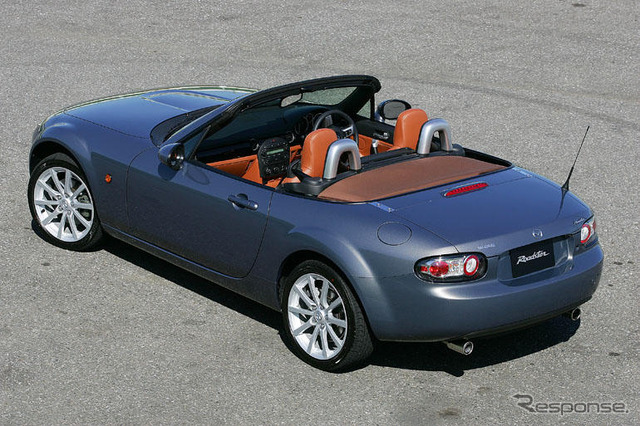 【マツダ ロードスター 新型発表】ソフトトップも大幅に進化、電動化は?