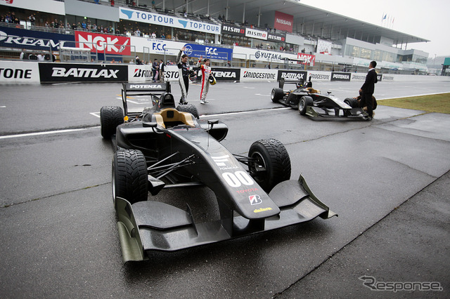 2013年SF最終戦でのSF14デモ走行。写真:MOBILITY LAND