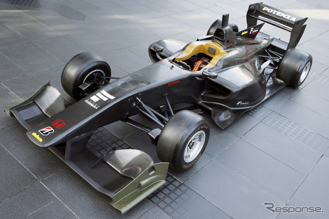 新型ワンメイクマシン、ダラーラ社製の「SF14」。写真:Honda