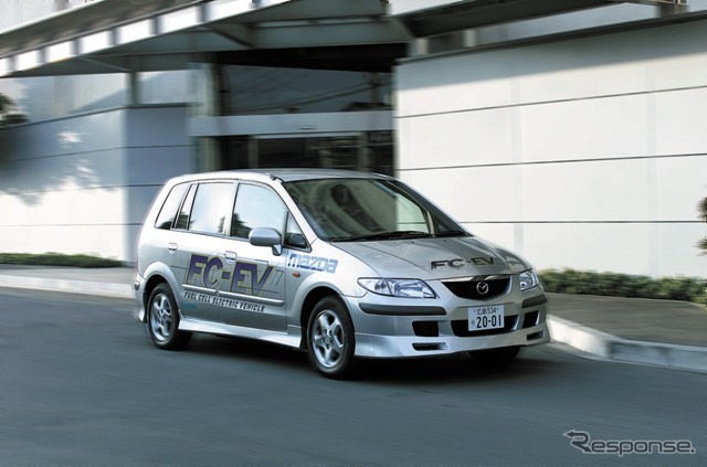 国内初、公道を走る燃料電池自動車---『プレマシーFC-EV』
