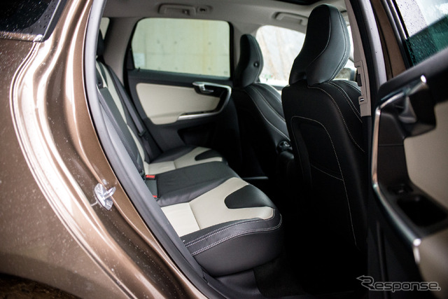 ボルボ・XC60 T5 SE