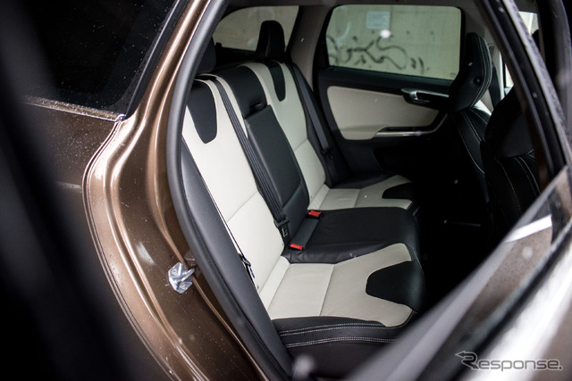 ボルボ・XC60 T5 SE