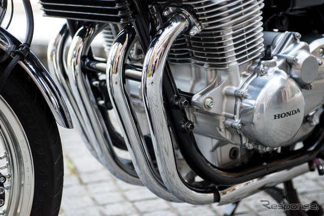 ホンダ・CB1100 EX(E Package付き)