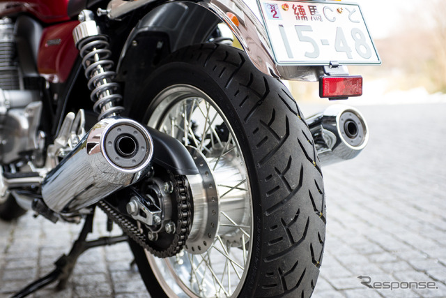 ホンダ・CB1100 EX（E Package付き）