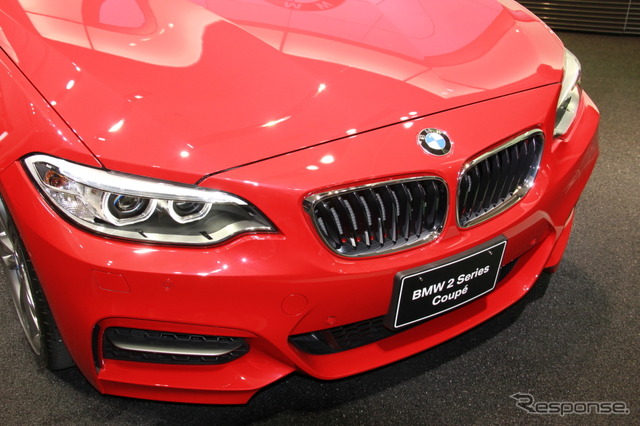 BMW M235i クーペ