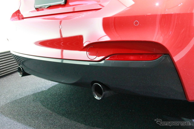 BMW M235i クーペ