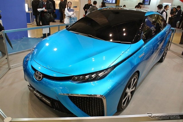 「TOYOTA FCV CONCEPT」