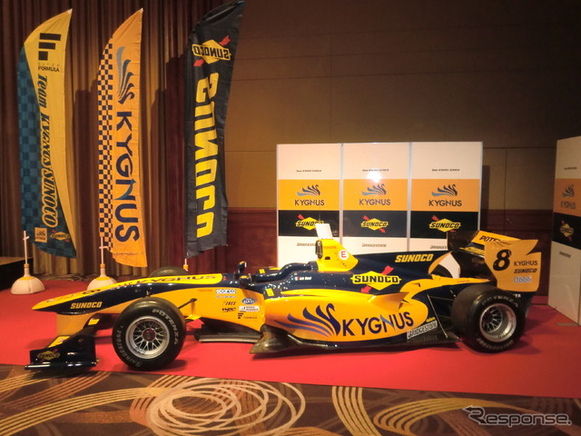 翌日から鈴鹿サーキットを走る「SF14」(デュバル車)。