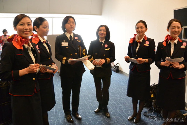 JAL ひなまつりフライト