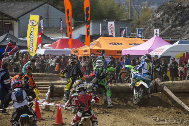 【JNCC 開幕戦】スピードコースでの三つ巴バトルを制したのは…［写真蔵］