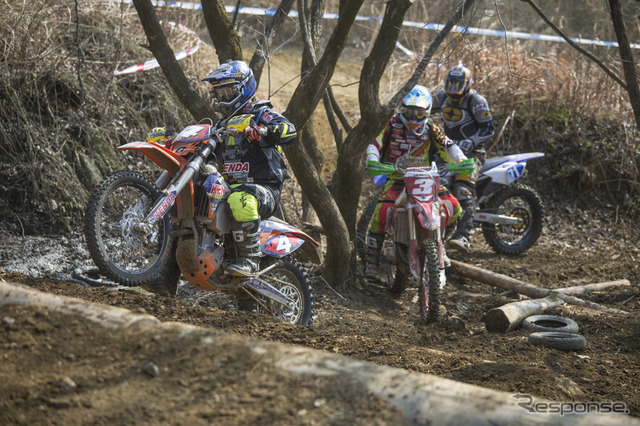 【JNCC 開幕戦】スピードコースでの三つ巴バトルを制したのは…［写真蔵］