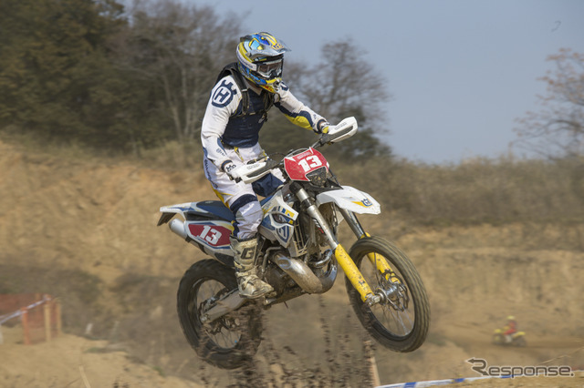 【JNCC 開幕戦】スピードコースでの三つ巴バトルを制したのは…［写真蔵］