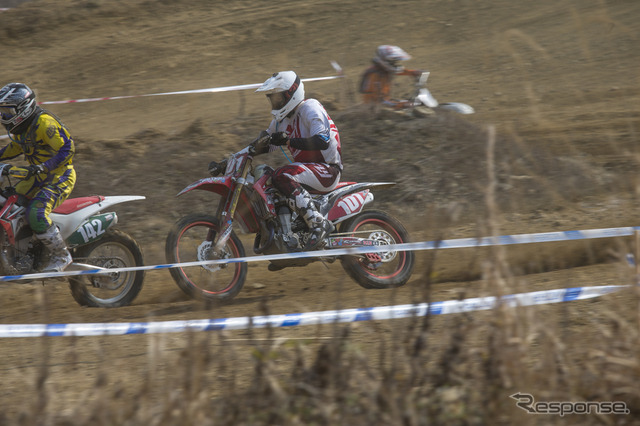 【JNCC 開幕戦】スピードコースでの三つ巴バトルを制したのは…［写真蔵］