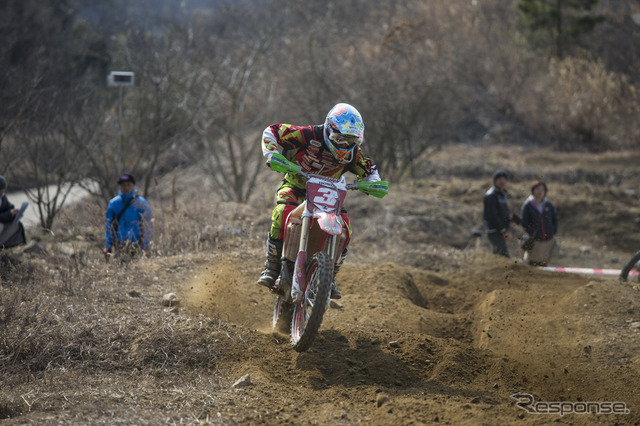 【JNCC 開幕戦】スピードコースでの三つ巴バトルを制したのは…［写真蔵］