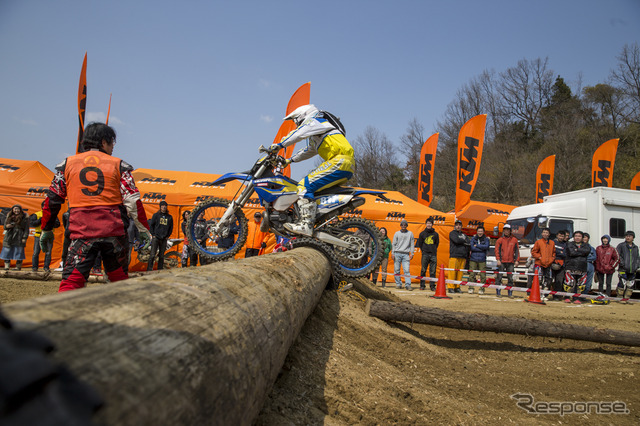 【JNCC 開幕戦】スピードコースでの三つ巴バトルを制したのは…［写真蔵］