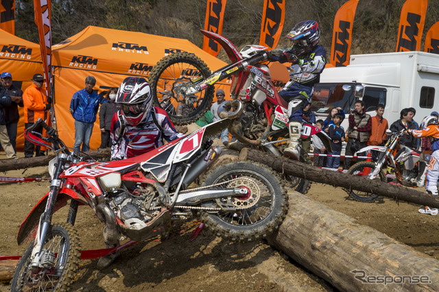 【JNCC 開幕戦】スピードコースでの三つ巴バトルを制したのは…［写真蔵］