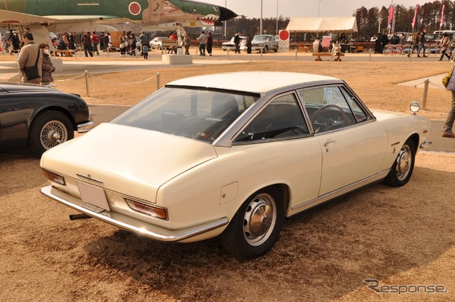 1972年式 いすゞ117クーペ