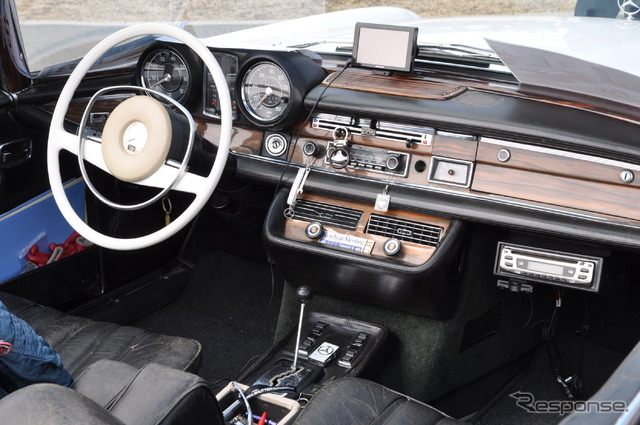 1970年式 メルセデス ベンツ 280SE 3.5カブリオレ