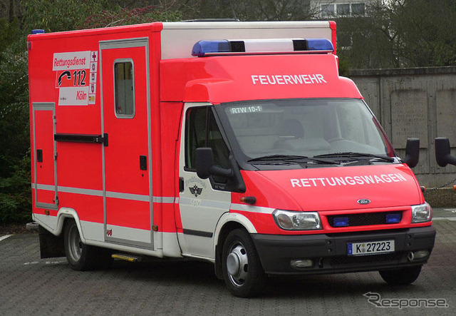 【写真蔵】世界の救急車、こんなのあんなの