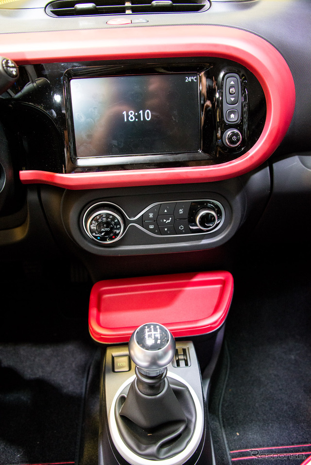 ルノー・新型トゥインゴ(ジュネーブモーターショー14)