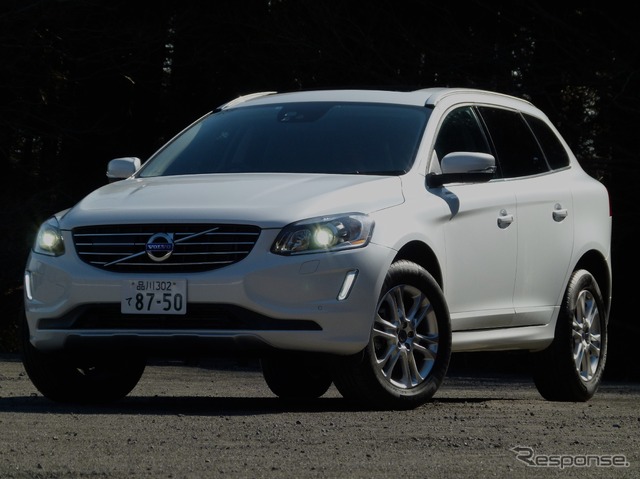 ボルボXC60 T5 SE