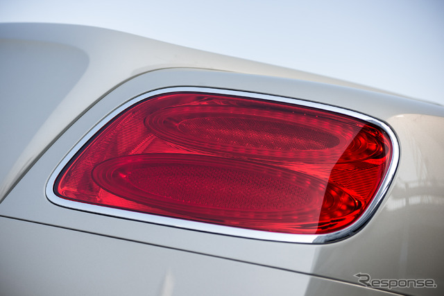 ベントレー・コンチネンタル GTC V8